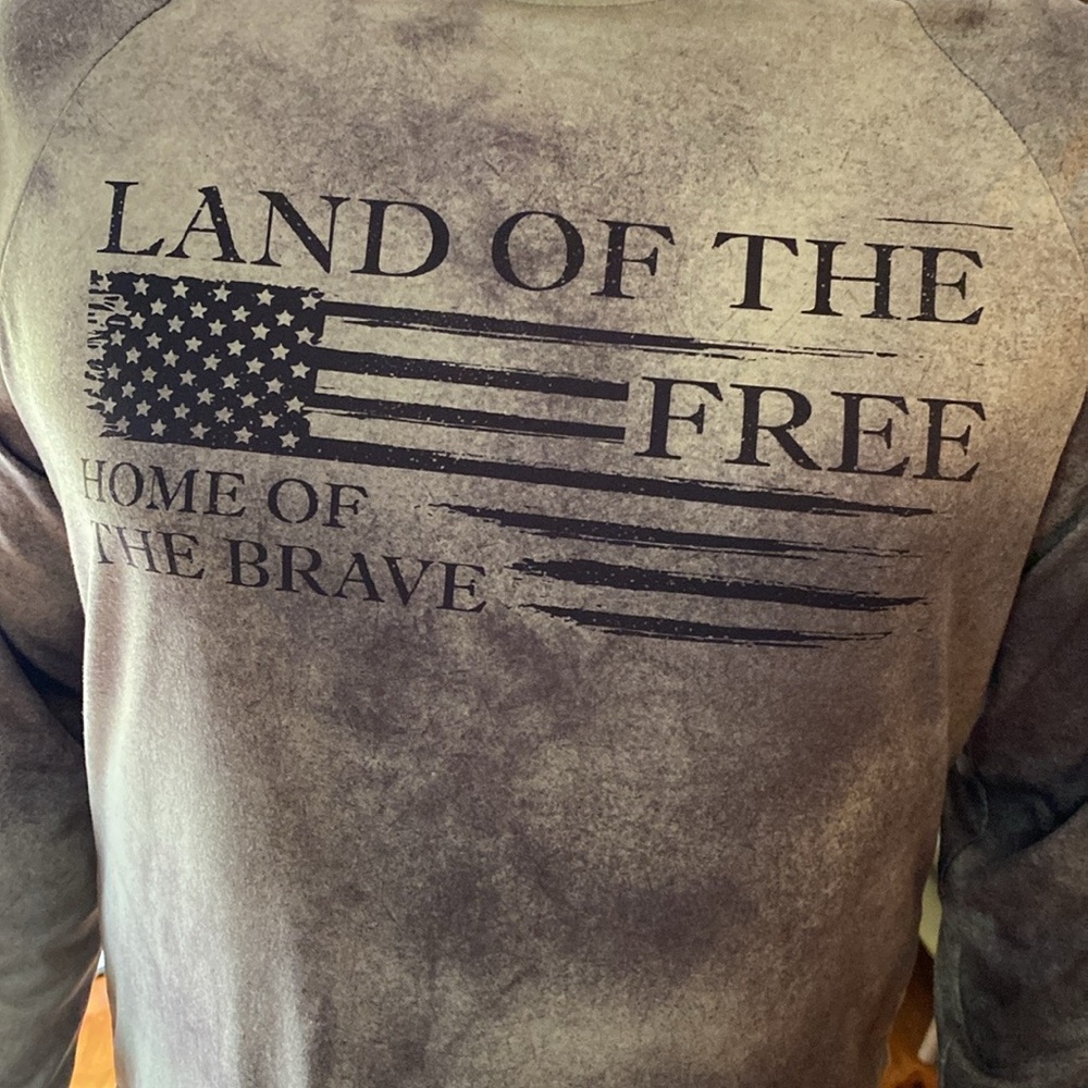 Men’s long sleeve novelty T-shirt